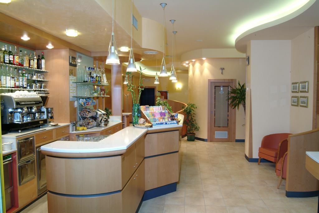 Hotel Nettuno Sottomarina Kültér fotó
